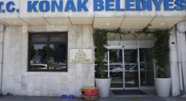 Konak Belediyesi'ne operasyon!