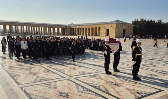 Tarhan Koleji Anıtkabir’de Atatürk’ü Andı 