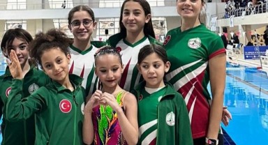 Artistik yüzmede Karşıyaka’ya milli gurur!