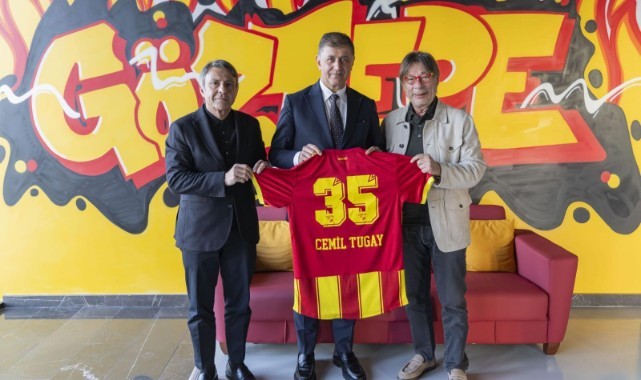 Başkan Tugay’dan iki efsaneye ziyaret