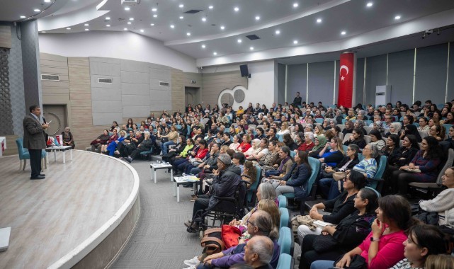 Bornova’da Prof. Dr. Üstün Dökmen ile ilham veren buluşma