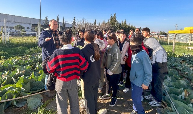 Bornovalı öğrenciler doğayı yerinde öğrendi