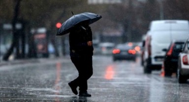 İzmir’de yağış başladı: Hafta sonu nasıl geçecek?