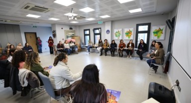 Kadın Dayanışma Merkezleri Ağı Efes Selçuk’ta Bir Araya Geldi