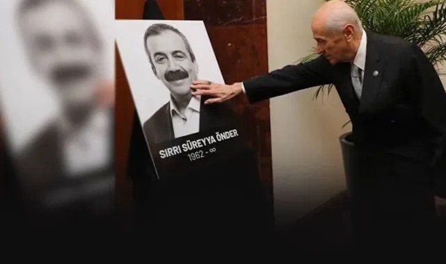 Buca Belediye Meclisi'nde AK Parti-MHP cephesinde Sırrı Süreyya Önder çatlağı!