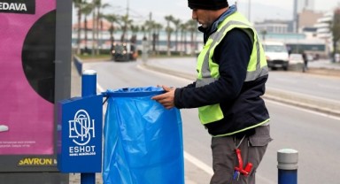 İzmir’de duraklar temiz ve düzenli