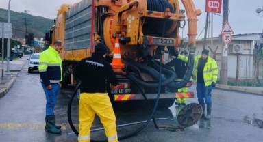 İzmir’de yağış alarmı sürüyor