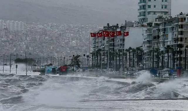 İzmir’e sarı alarm… Fırtına kapıda!