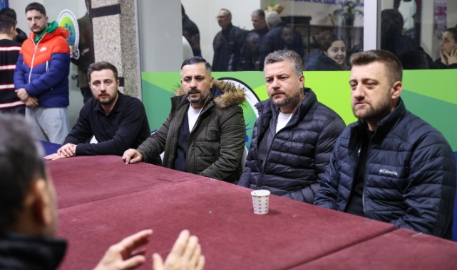 Başkan Görkem Duman Kozağaç’ta sahur sofrasında