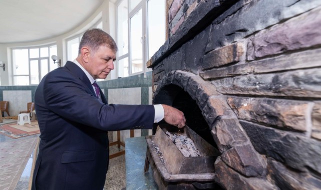 Başkan Tugay'dan medeniyetler şehri Hatay için dayanışma çağrısı