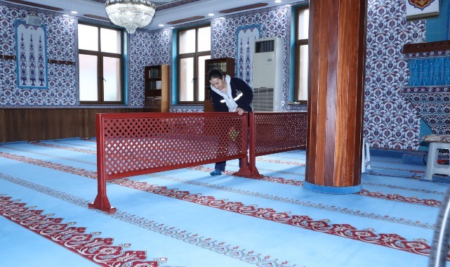 Bayraklı Ramazan’a Hazır