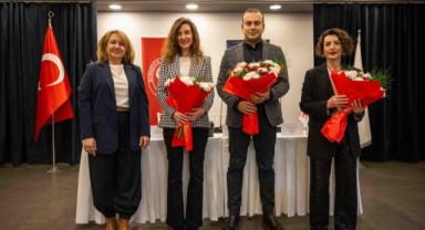 Bornova'da rahim ağzı kanserine karşı farkındalık etkinliği