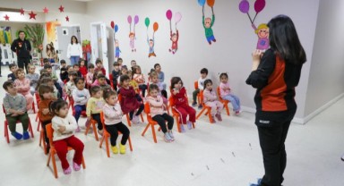 Buca’da miniklere deprem eğitimi