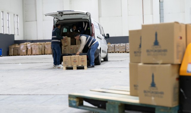 Büyükşehir'den 65 bin sofraya ramazan desteği