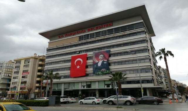 CHP Karşıyaka'da meclis üyesi istifa etti