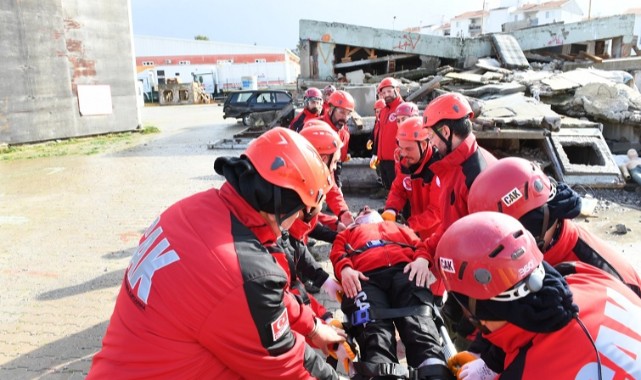Çiğli Arama Kurtarma Ekibi (ÇAK) Afetlere Karşı Hazır