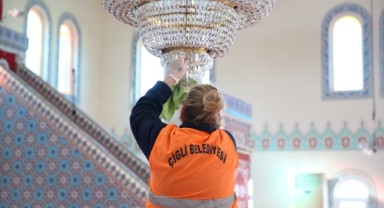 Çiğli’de İbadethaneler İçin Temizlik Mesaisi