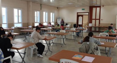 Efes Selçuk Belediyesi’nden Sınav Yolundaki Öğrencilere Destek