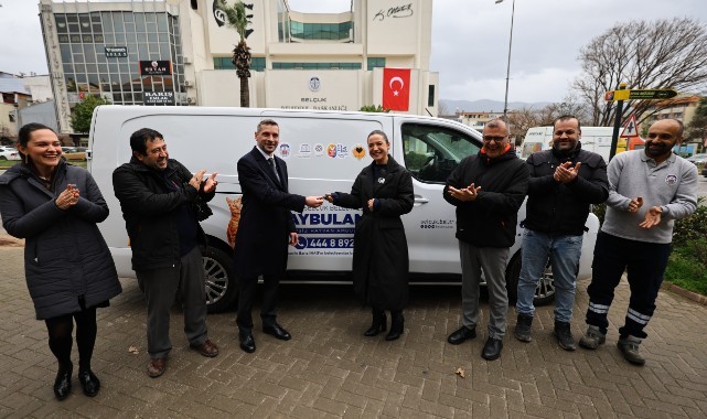 Efes Selçuk Belediyesi’ne Hayvan Ambulansı Bağışı