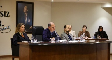 Efes Selçuk meclisinden geçti: Can dostlar için 500 kilo mama üretilecek