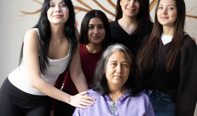 Hem saçlar hem kadınlar güçleniyor