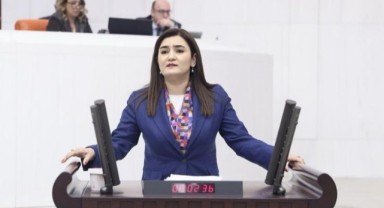 “İşkence iddiasını tutanağa geçiren avukatı gözaltına aldılar”