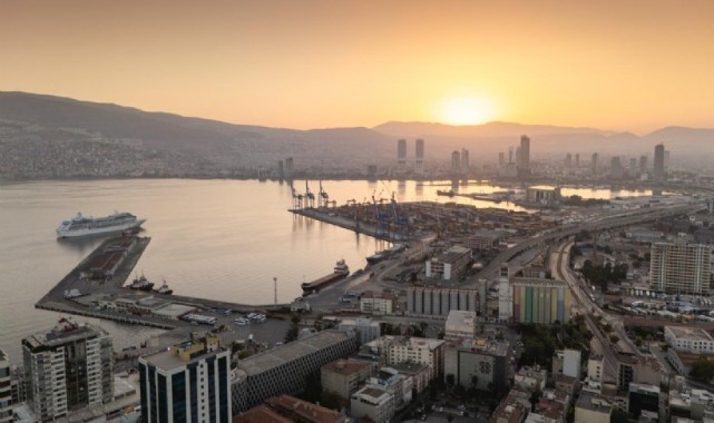 İzmir Alsancak Limanı artık Albayrakların!