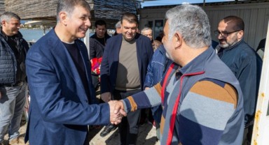 İzmir’de küçük ölçekli balıkçıya dayanışma eli