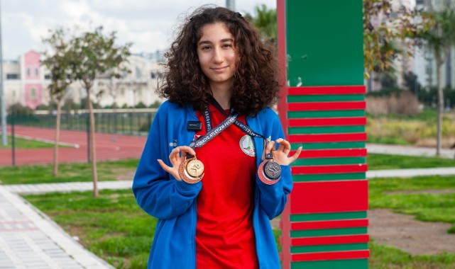 Karşıyaka’nın genç atleti Türkiye’nin zirvesinde!