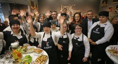 Karşıyaka'nın özel gençleri mutfakta hünerlerini sergiledi