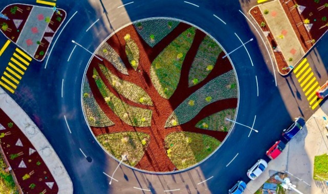 Kavşaklar sanat eserine dönüşüyor