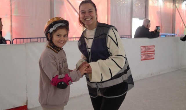 Öğrenciler buz pistinde buluştu