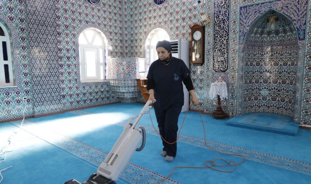 Ramazan öncesi ibadethanelerde kapsamlı temizlik seferberliği