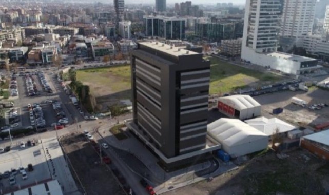 Türkiye'nin en büyüğü olarak hizmete girmişti... Smyrna otoparkı kapatıldı!