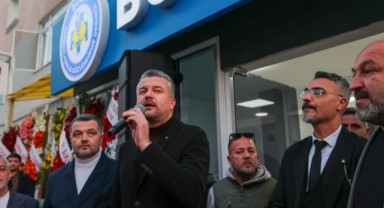 Başkan Görkem Duman, Buca Yardımlaşma Derneği ‘nin açılışını gerçekleştirdi
