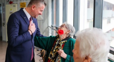 Başkan Görkem Duman’dan huzurevine bayram ziyareti