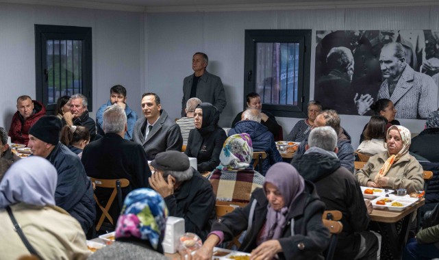 Başkan Ömer Eşki, iftarını Kızılay Mahallesi sakinleriyle yaptı