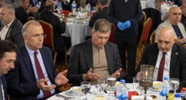Başkan Tugay, Bulgaristan göçmenleriyle iftarda birlik mesajı verdi