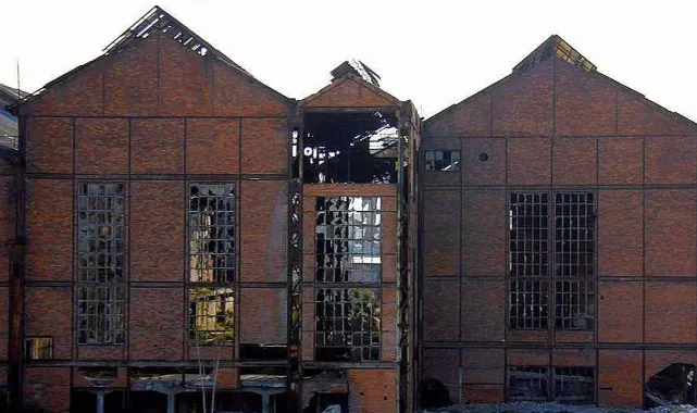 Başkan Tugay’dan Elektrik Fabrikası açıklaması: “İdari ve hukuki itirazları yapacağız”