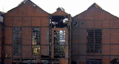 Başkan Tugay’dan Elektrik Fabrikası açıklaması: “İdari ve hukuki itirazları yapacağız”