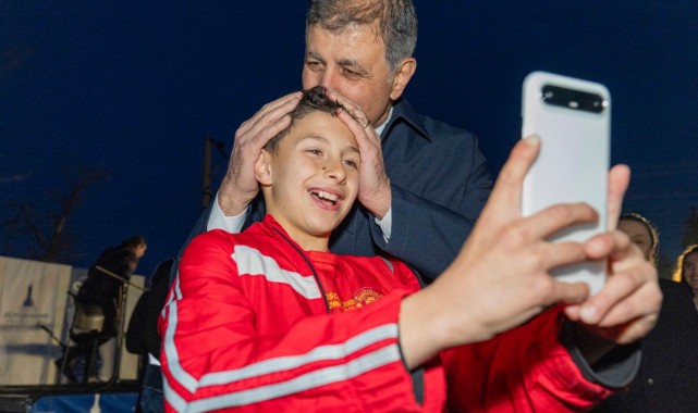 Başkan Tugay Güzelbahçelilerle iftarda buluştu