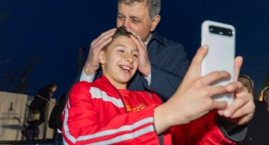 Başkan Tugay Güzelbahçelilerle iftarda buluştu