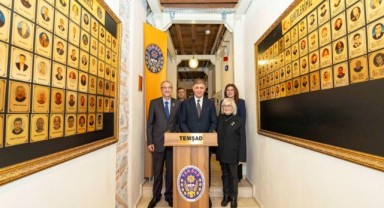 Başkan Tugay: Şehit yakınları ve gaziler bizim için kutsal emanettir