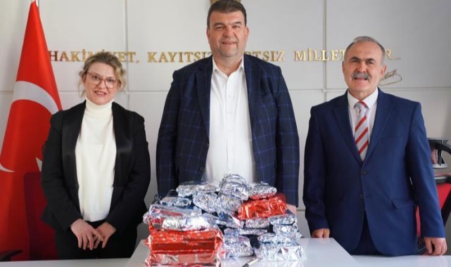 Başkan Yetişkin: Oyuncakları çocuklara kendi ellerimle dağıtacağım”