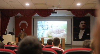 Bayraklı’da sıfır atık bilinci küçük yaşta başlıyor