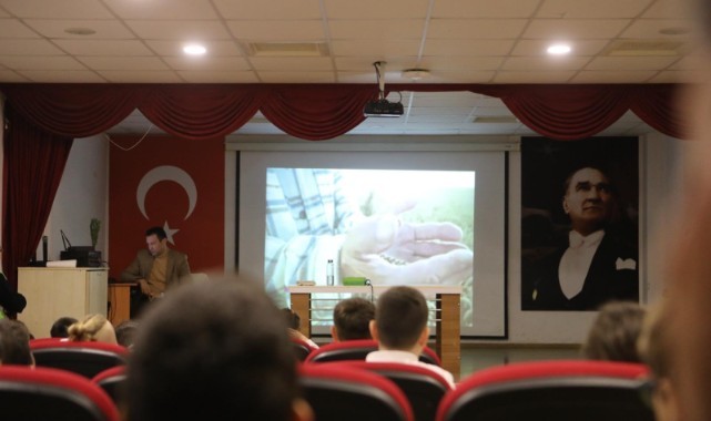 Bayraklı’da sıfır atık bilinci küçük yaşta başlıyor