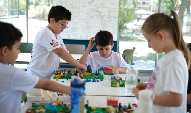 Bayraklı ücretsiz Kültür-Sanat Kursları Yeni Döneme Başladı