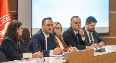 Bornova Belediyesi'nden temizlik atağı