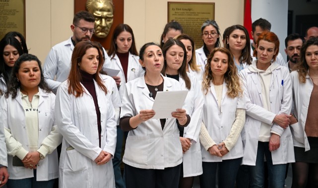 Bornova’da BELGEM Öğretmenlerinden Şiddete İsyan