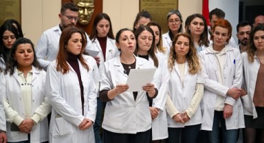 Bornova’da BELGEM Öğretmenlerinden Şiddete İsyan